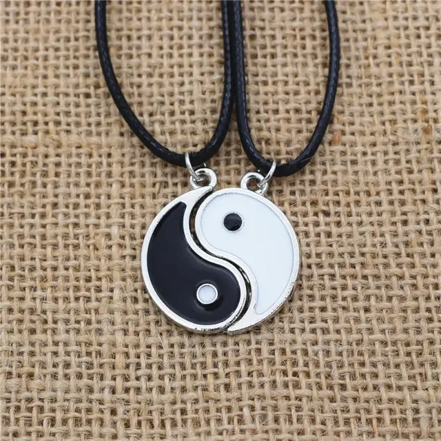 High Quality Yin Yang Couple Necklace | Perfect For Dailywear - DropShp