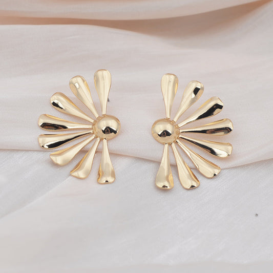 Golden Half Big Sun Flower Stud Earrings for Women - DropShp