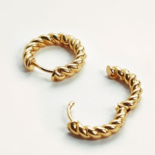 Rope Designed Dainty Golden Hoop Earrings - DropShp