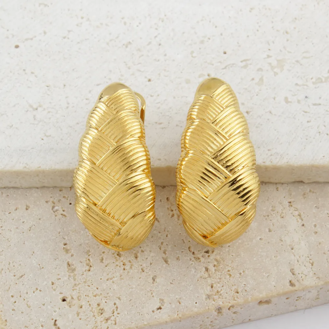 Gold Plated Swirling Teardrop Earrings - DropShp