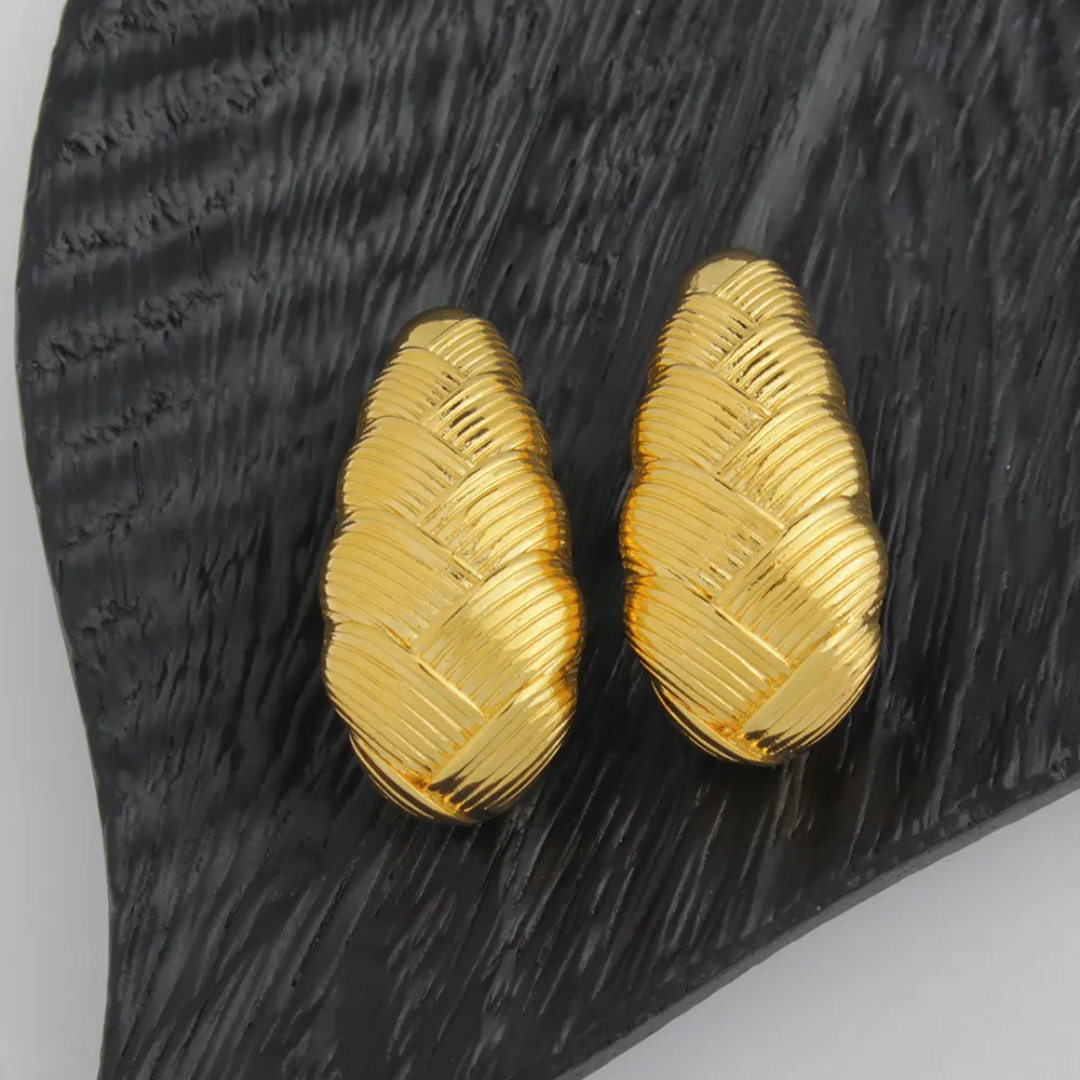 Gold Plated Swirling Teardrop Earrings - DropShp