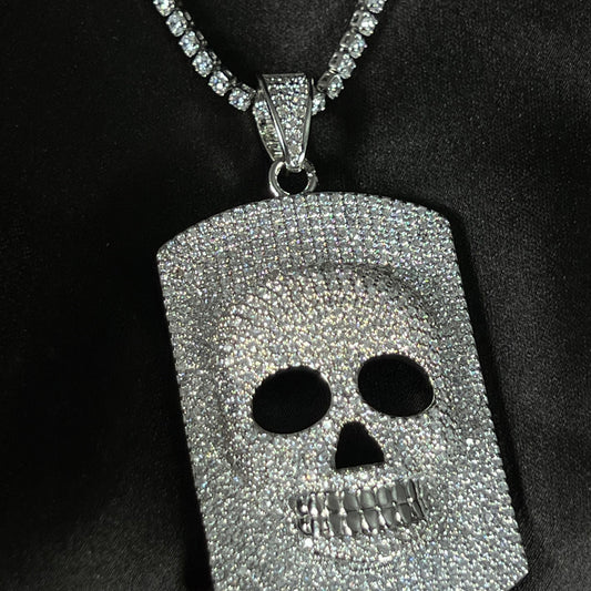 Skull Head Iced Out Pendant Necklace With Stone Studded Copper Chain - DropShp