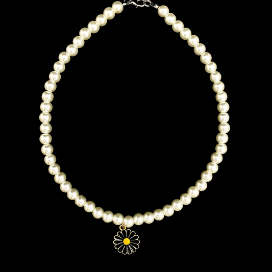 Cute Elegant 8mm Pearl Necklace With Black Daisy Charm - DropShp
