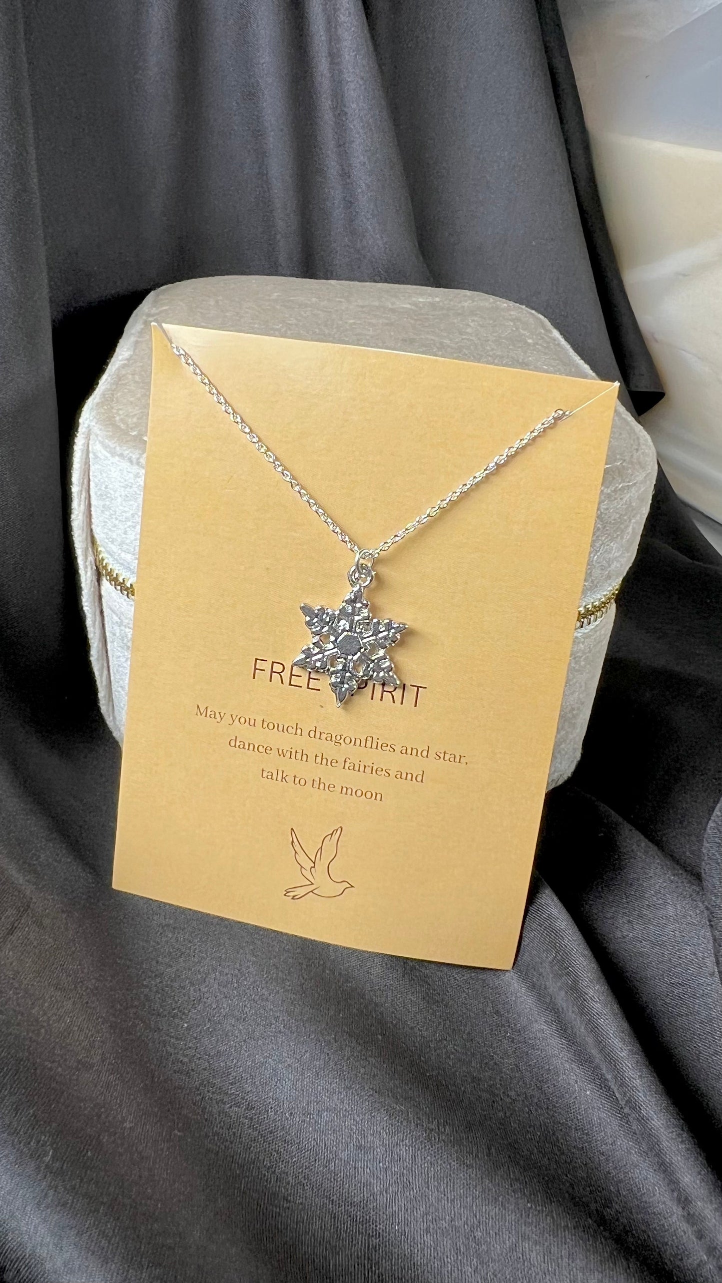 Minimal Silver Snowflake Card Necklace| Waterproof Chain | Perfect for Dailywear - DropShp