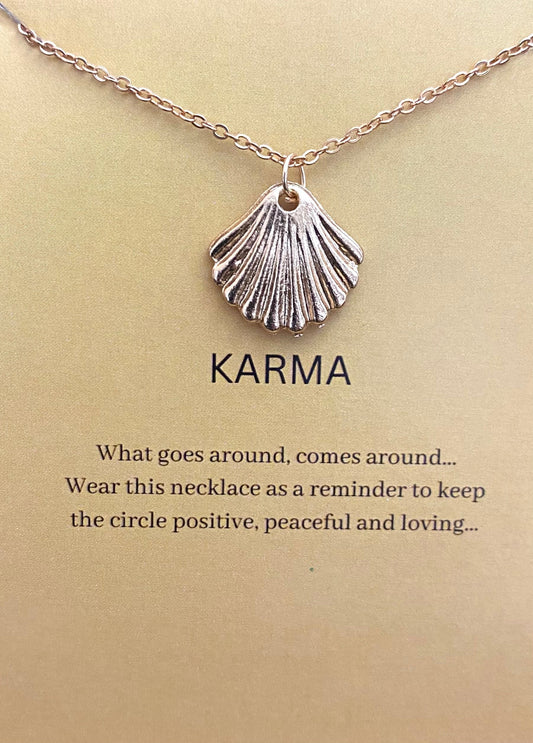 Minimal Golden Shell Card Necklace| Perfect for Dailywear - DropShp