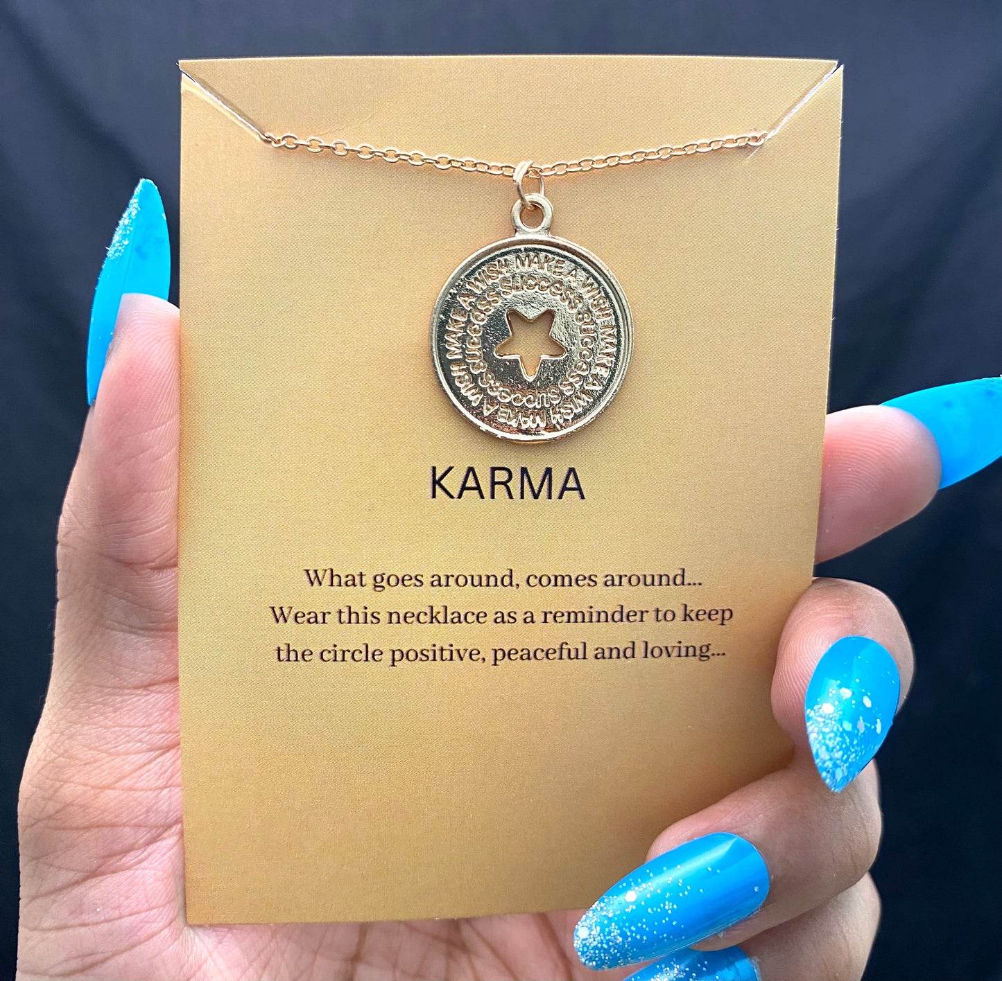 Minimal Golden Star Card Necklace| Perfect for Dailywear - DropShp
