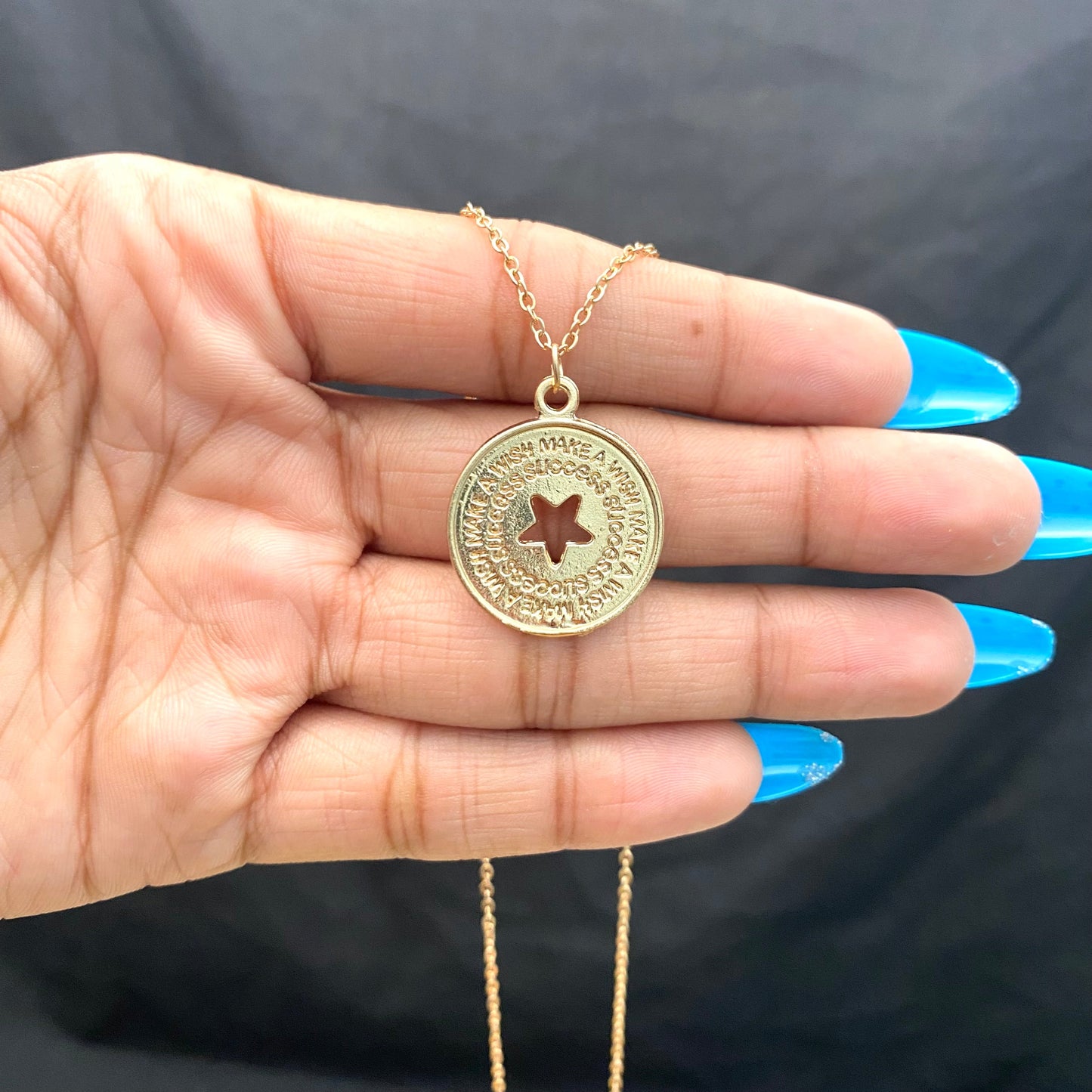 Minimal Golden Star Card Necklace| Perfect for Dailywear - DropShp
