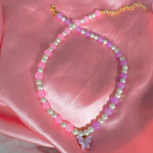 Elegant Lavender Pearl Choker With Butterfly Charm - DropShp