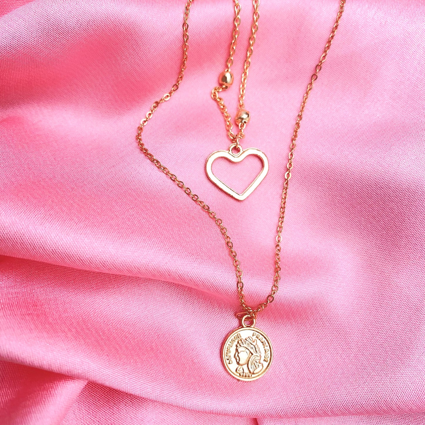 Layered Golden Heart Charm With Coin Necklace - DropShp