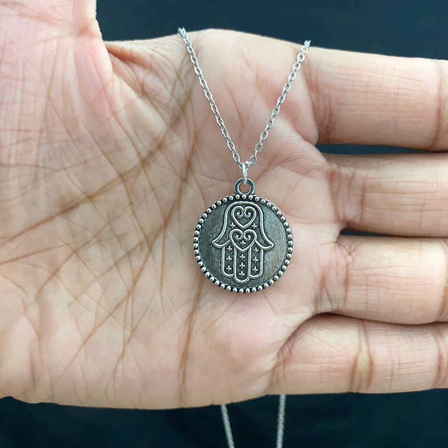 Waterproof Silver Hamsa Hand Necklace With Stainless Steel Chain - DropShp