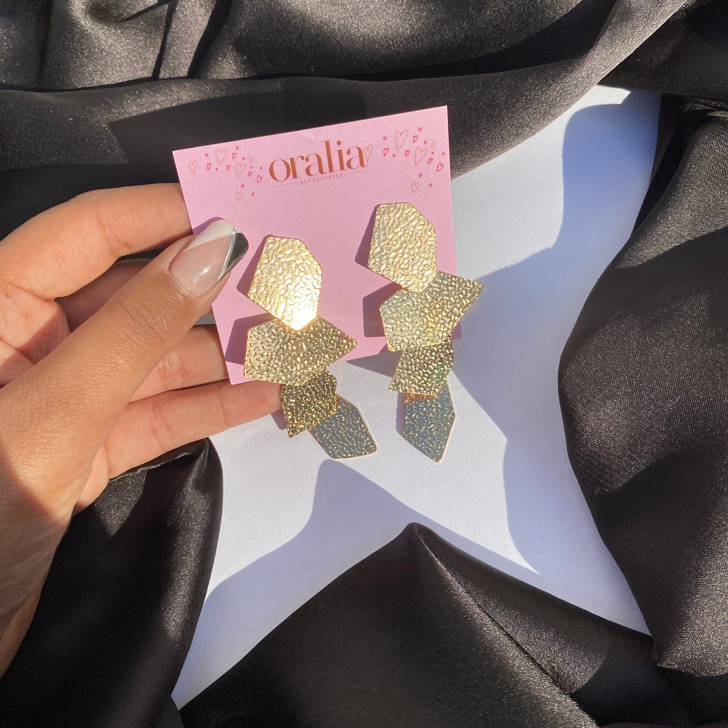 Chunky Gold Statement Dangle Drop Earrings - DropShp