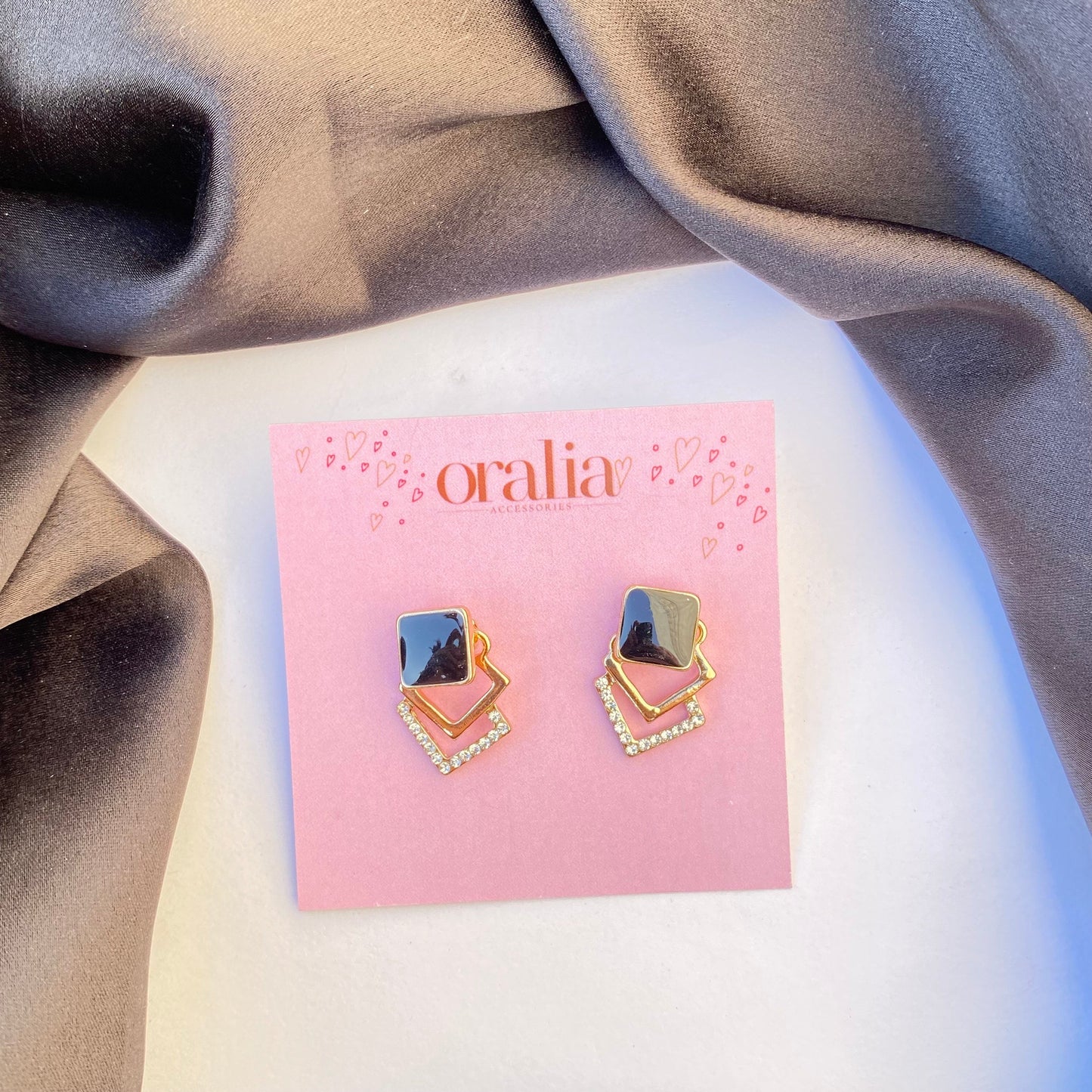Golden Crystal Geometric Stud Earrings - DropShp