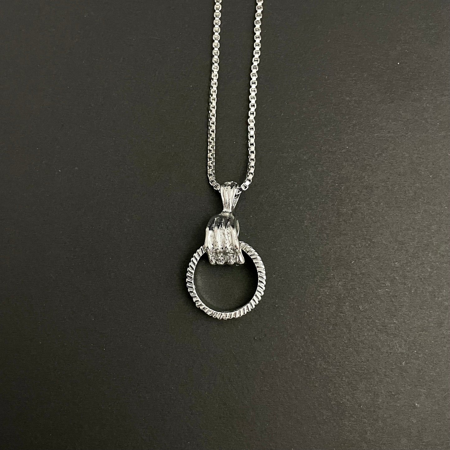 Casting Creative Hand Grab Ring Pendant Necklace For Boys - DropShp