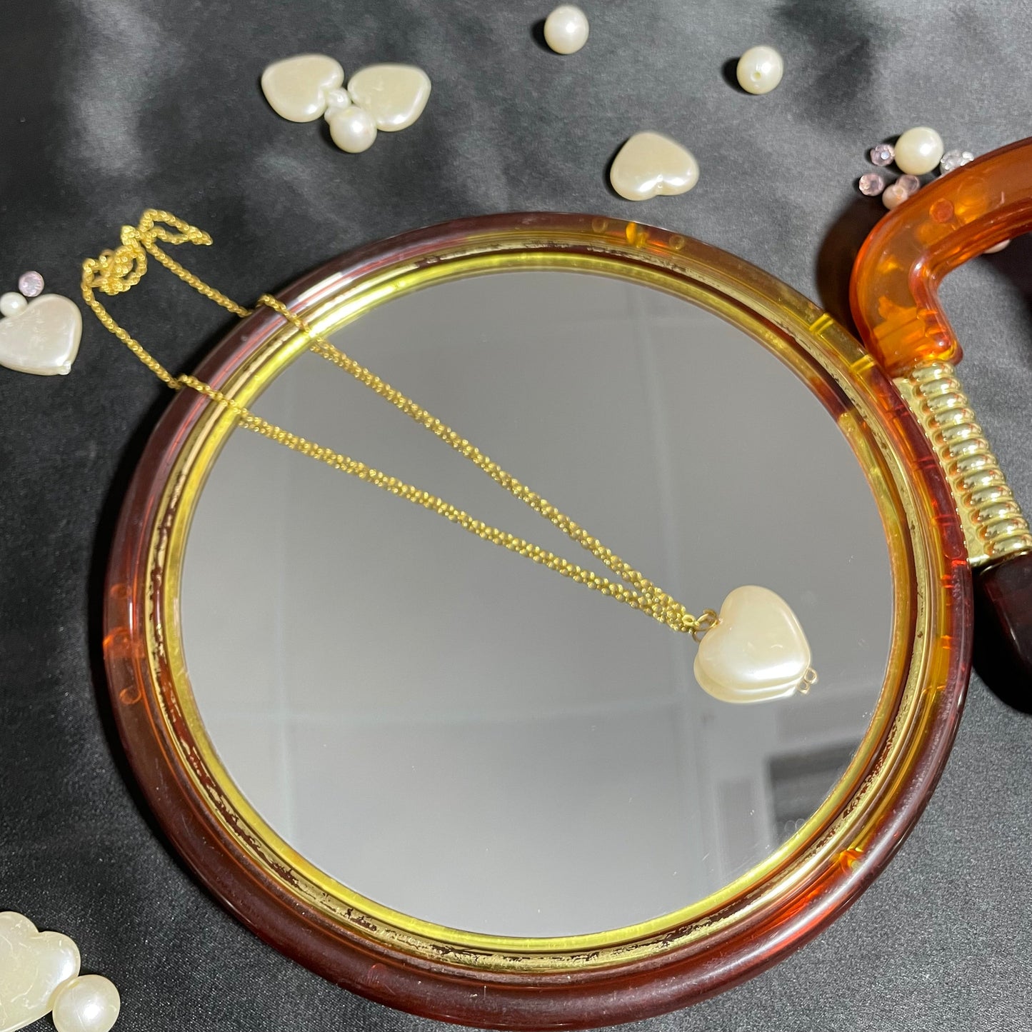 Golden Chain Necklace With Heart Charm - DropShp