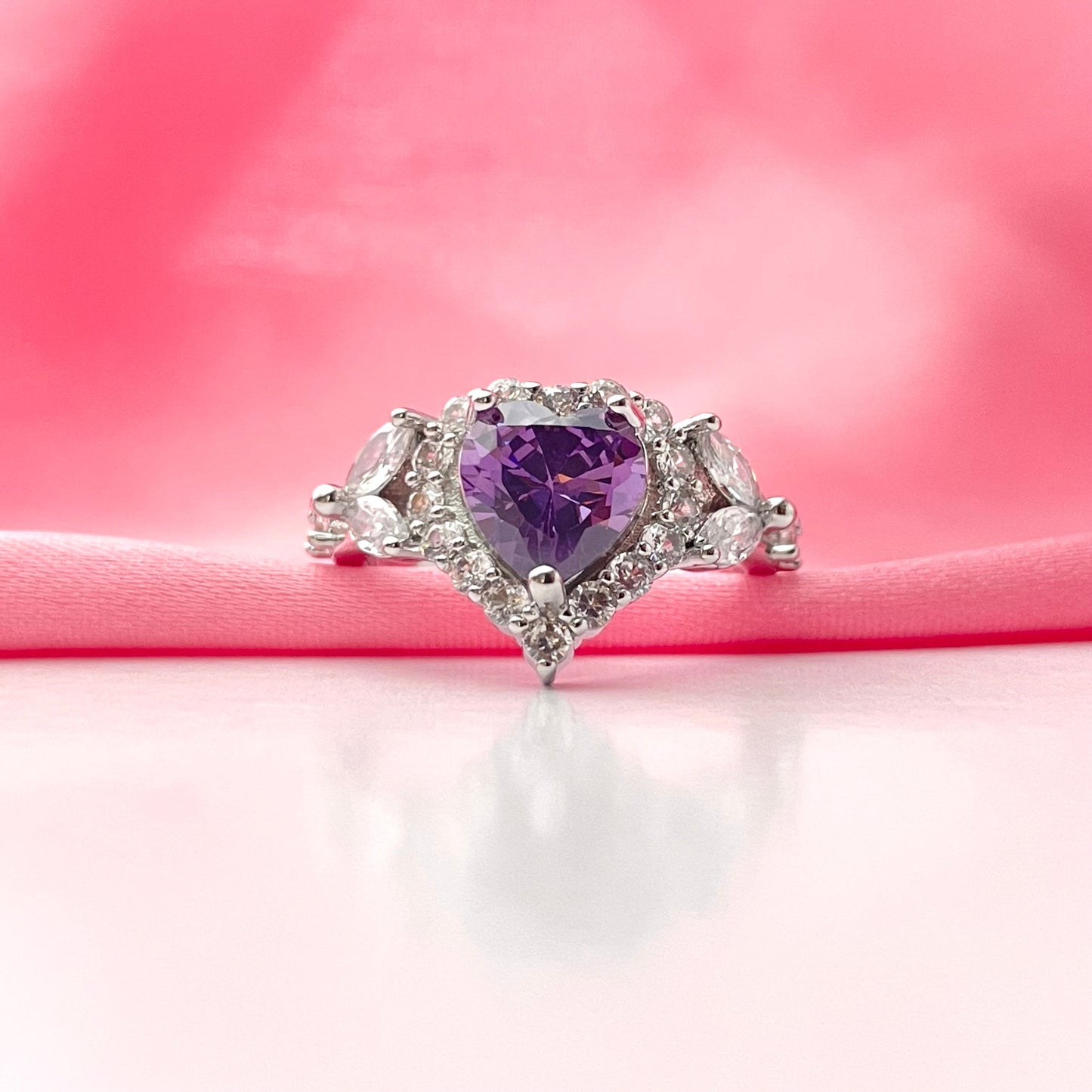 Valentine's Day Premium Jewellery Gift Hamper For Your Loved Ones - DropShp