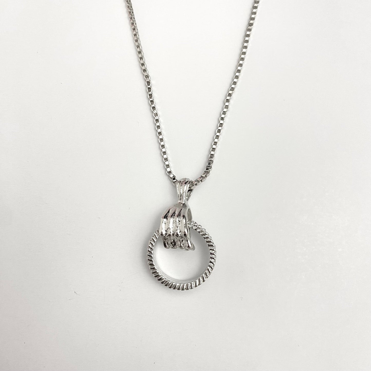 Casting Creative Hand Grab Ring Pendant Necklace For Boys - DropShp