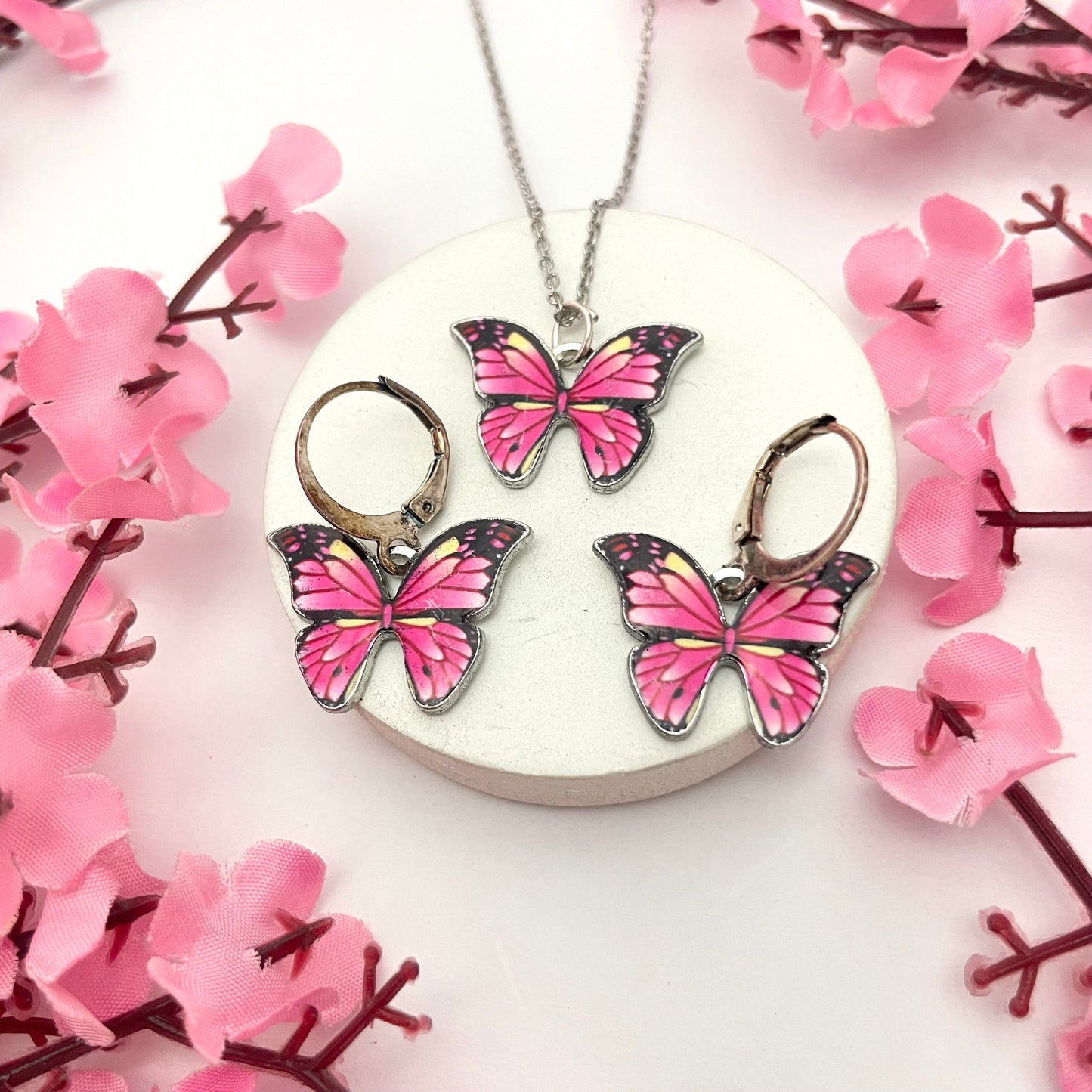 Cute Butterfly Charm Huggies & Necklace Combo Perfect For Dailywear - DropShp