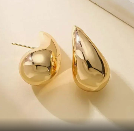 Chunky Golden Teardrop Korean Earring - DropShp