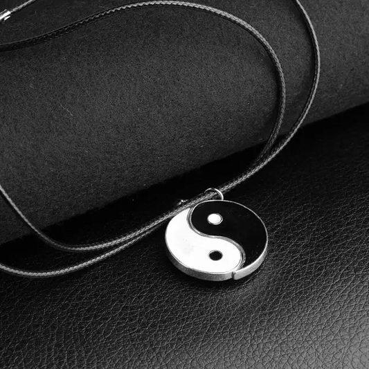 High Quality Yin Yang Couple Necklace | Perfect For Dailywear - DropShp