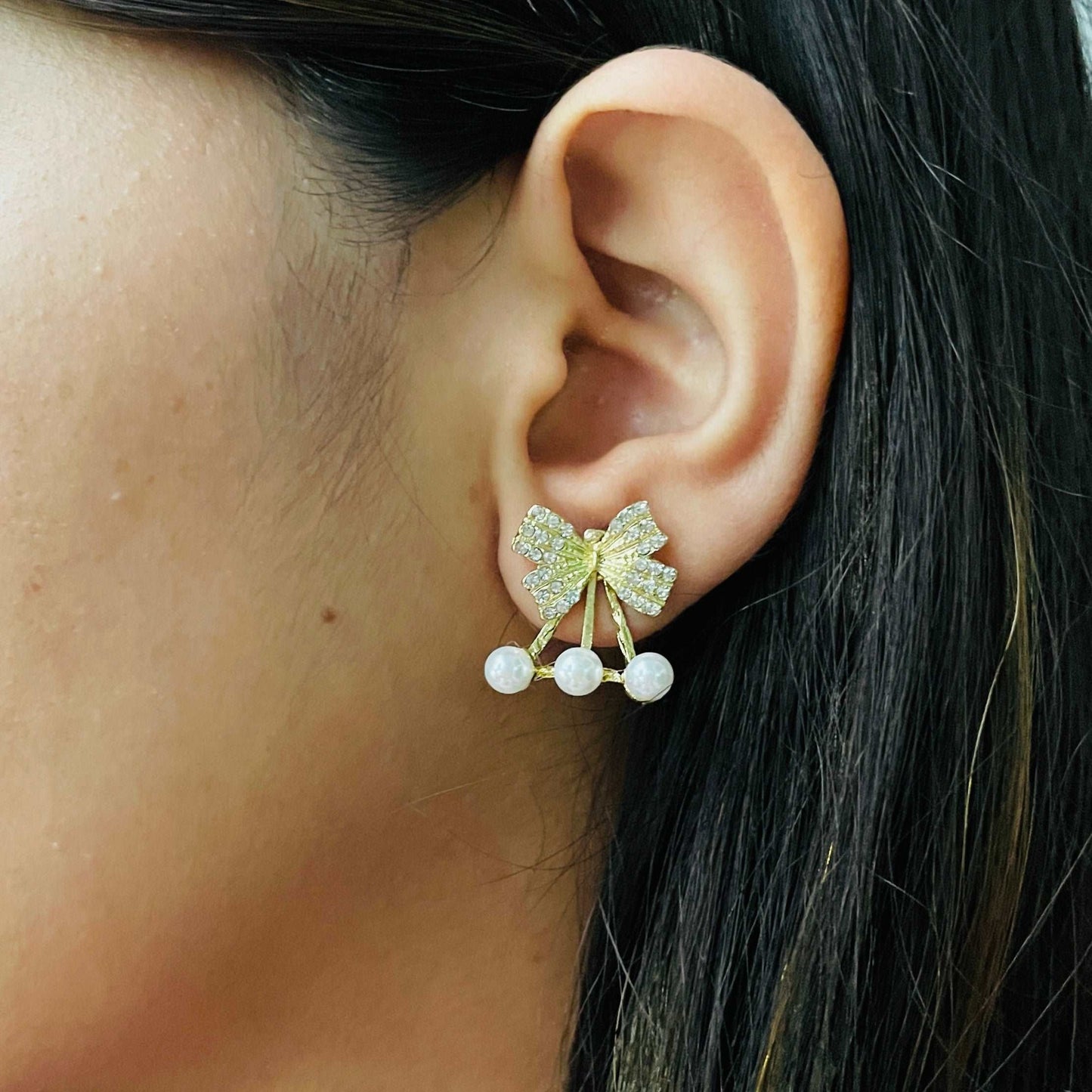 Stylish Pearl Bowknot Stud Earring - DropShp
