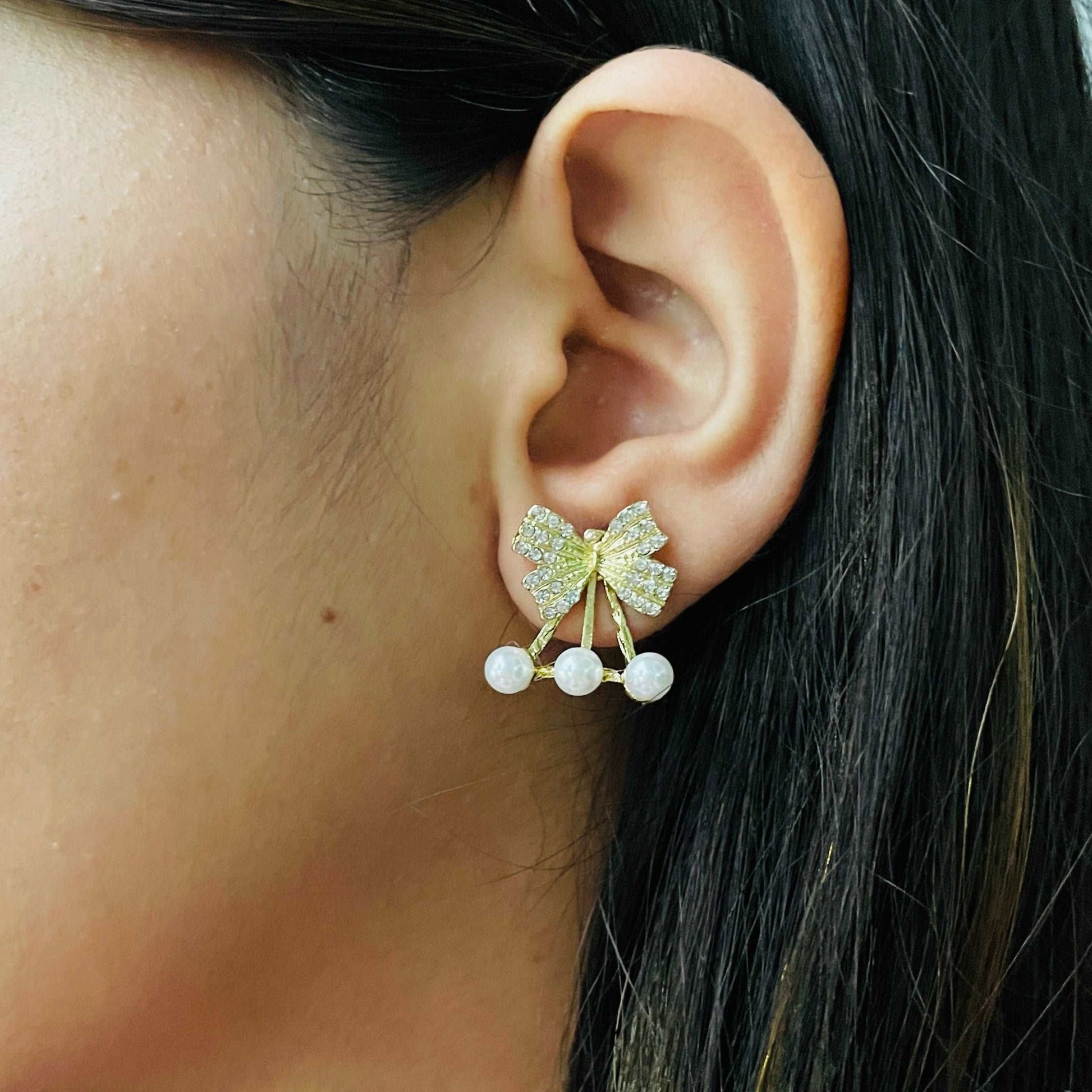 Stylish Pearl Bowknot Stud Earring - DropShp