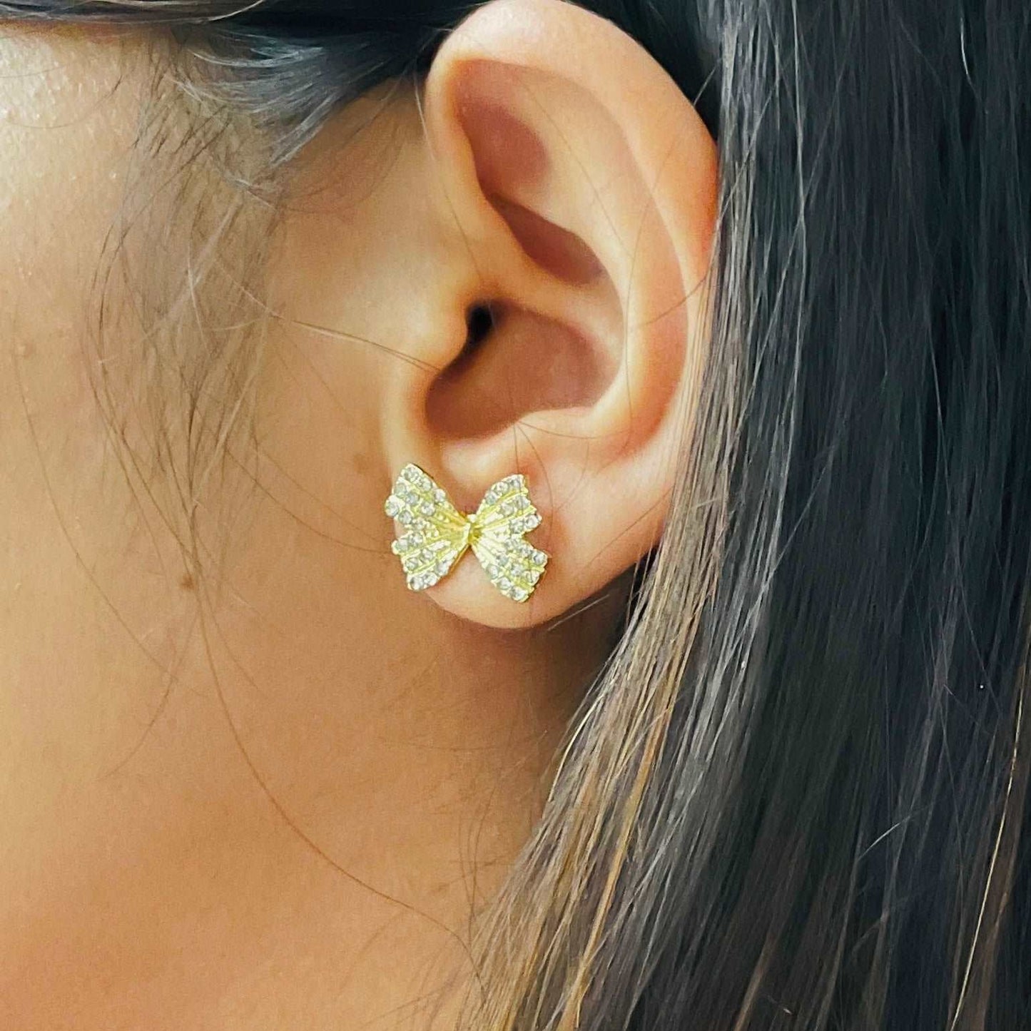 Stylish Pearl Bowknot Stud Earring - DropShp