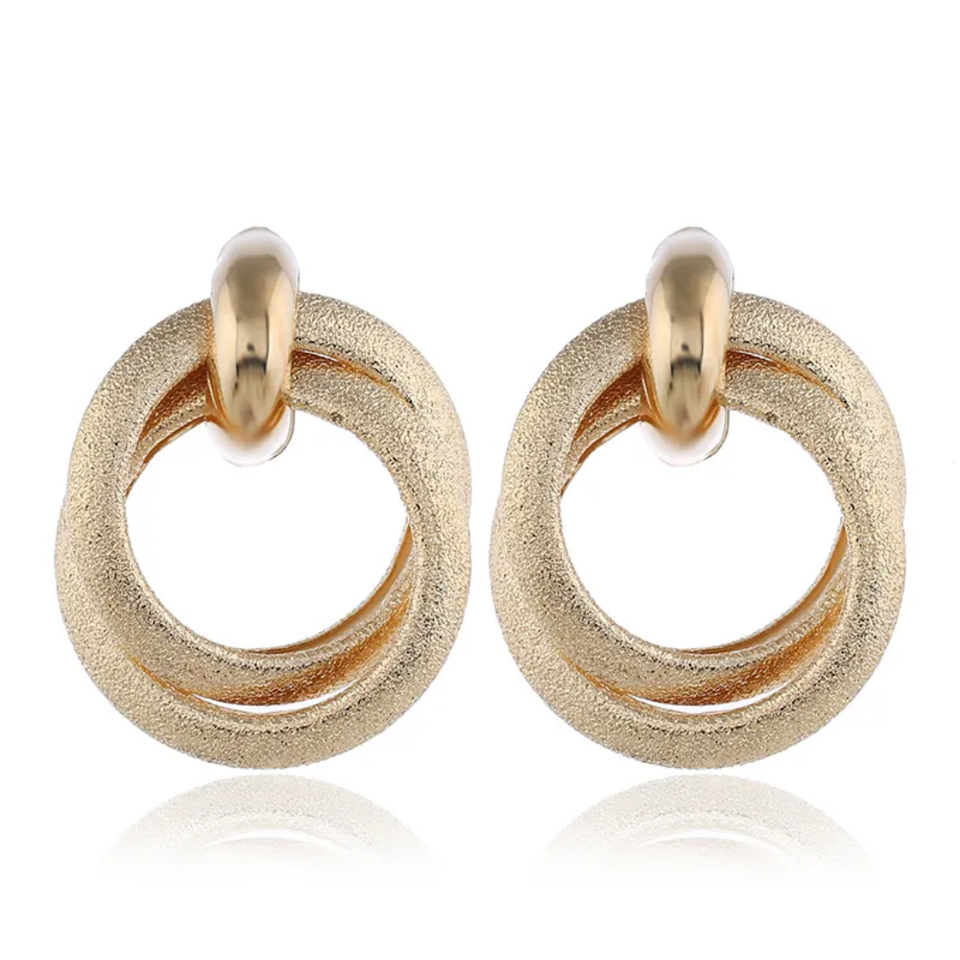Golden Chunky Geometric Stud Earrings - DropShp