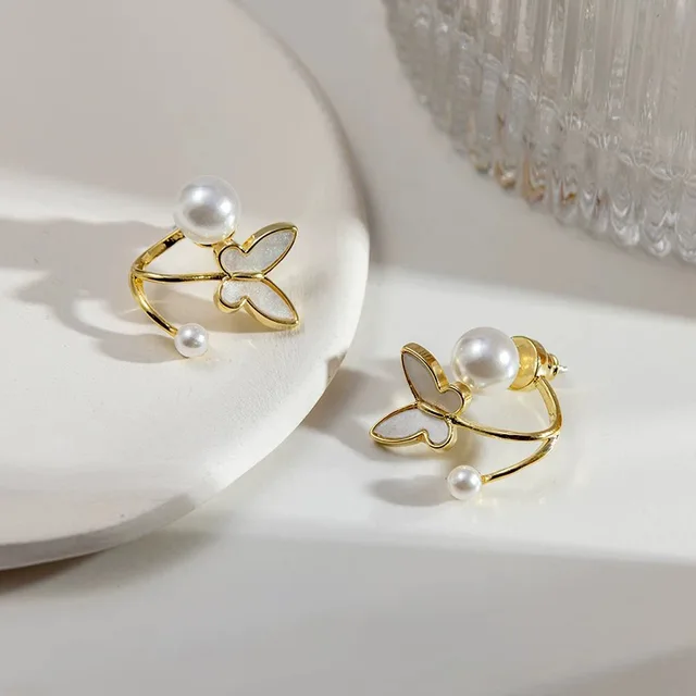 Korean Butterfly & Faux Pearl Decor Earring - DropShp