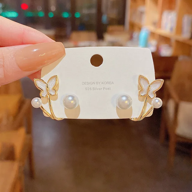 Korean Butterfly & Faux Pearl Decor Earring - DropShp