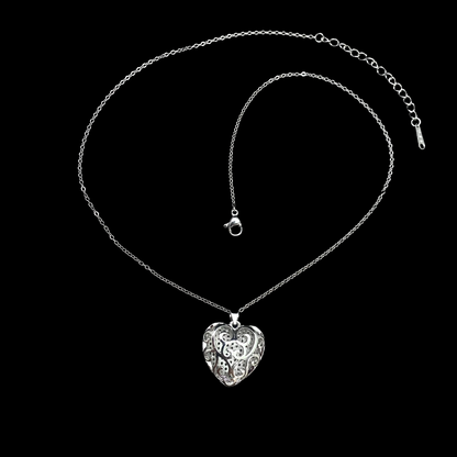 Stone Studded Heart Pendant Chain Necklace - DropShp