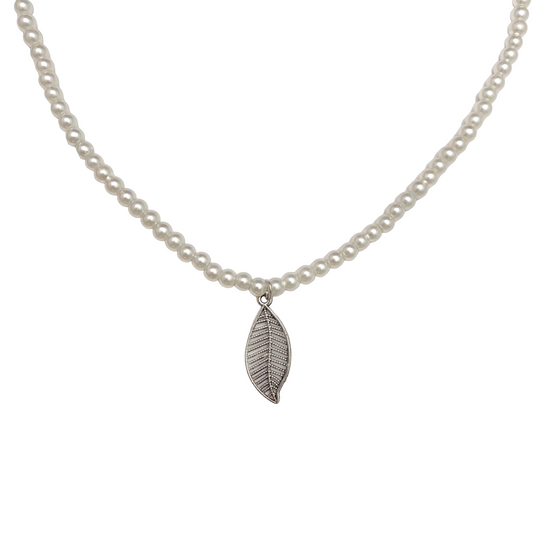 Pearl Necklace With Silver Leaf Charm - DropShp