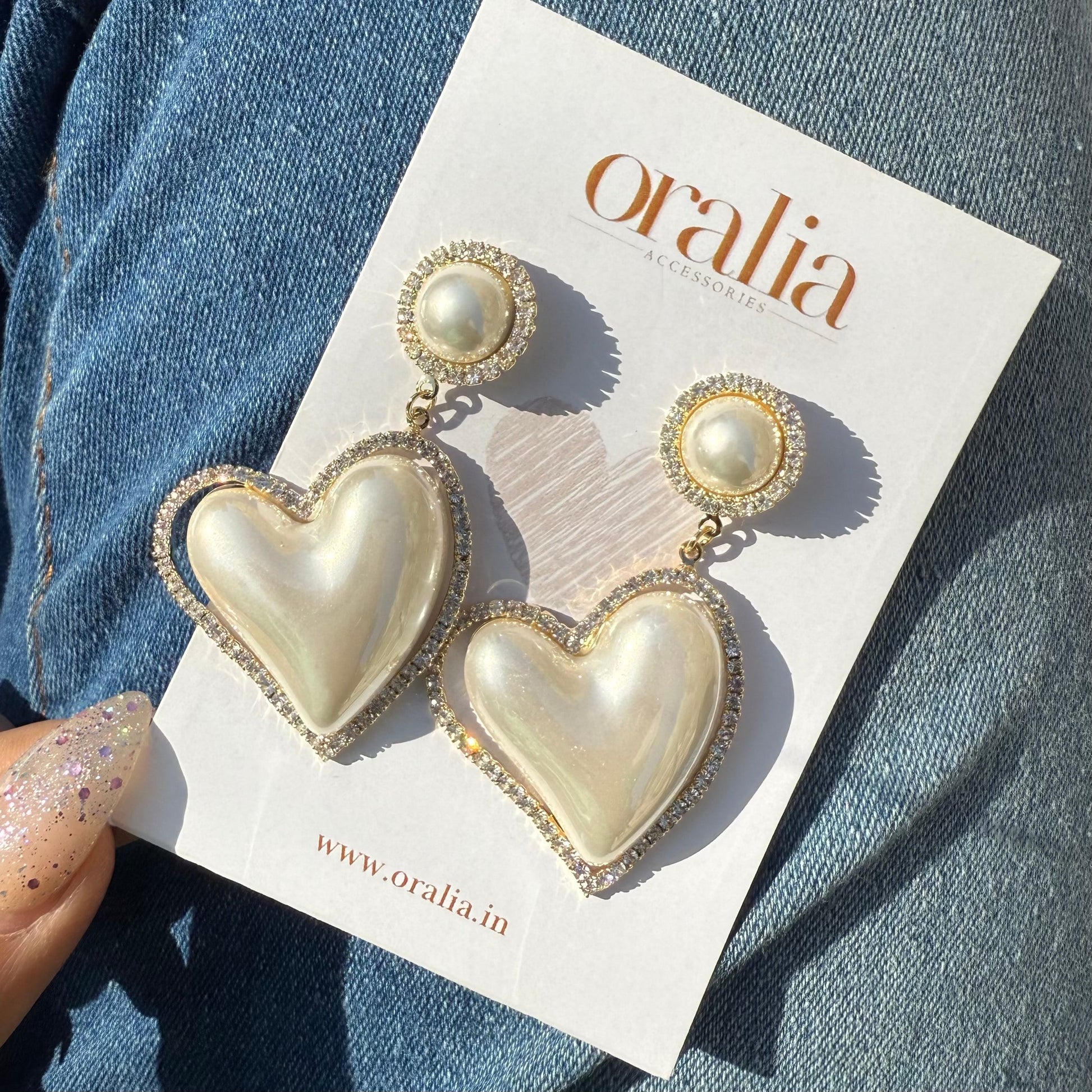 Cute Golden Stone Studded Heart Stud Korean Earrings - DropShp