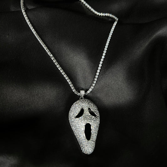 Skull Head Iced Out Pendant Necklace With Copper Chain - DropShp