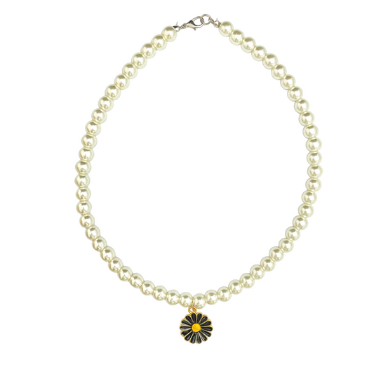 Cute Elegant 8mm Pearl Necklace With Black Daisy Charm - DropShp
