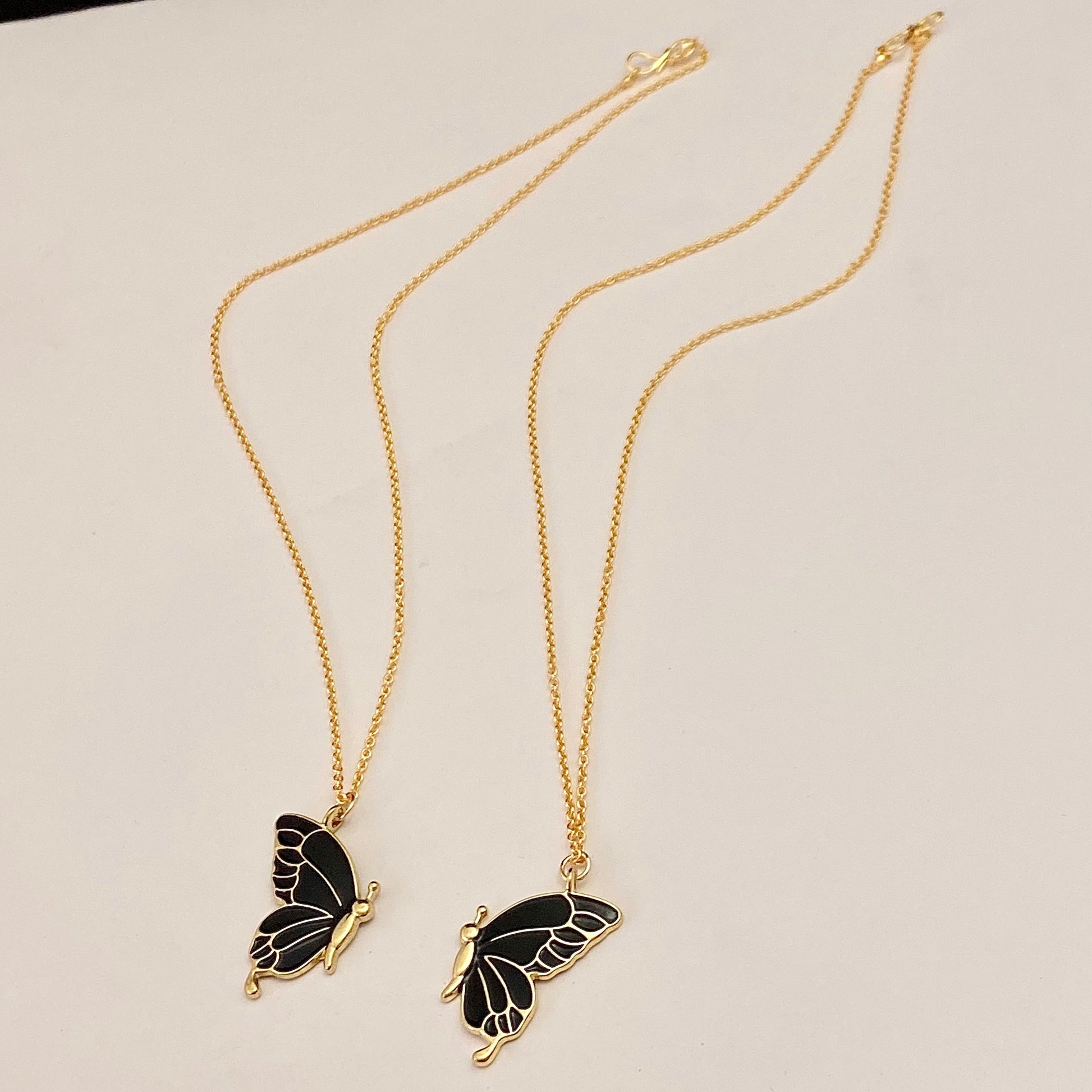 Black Butterfly Friendship Necklace - DropShp
