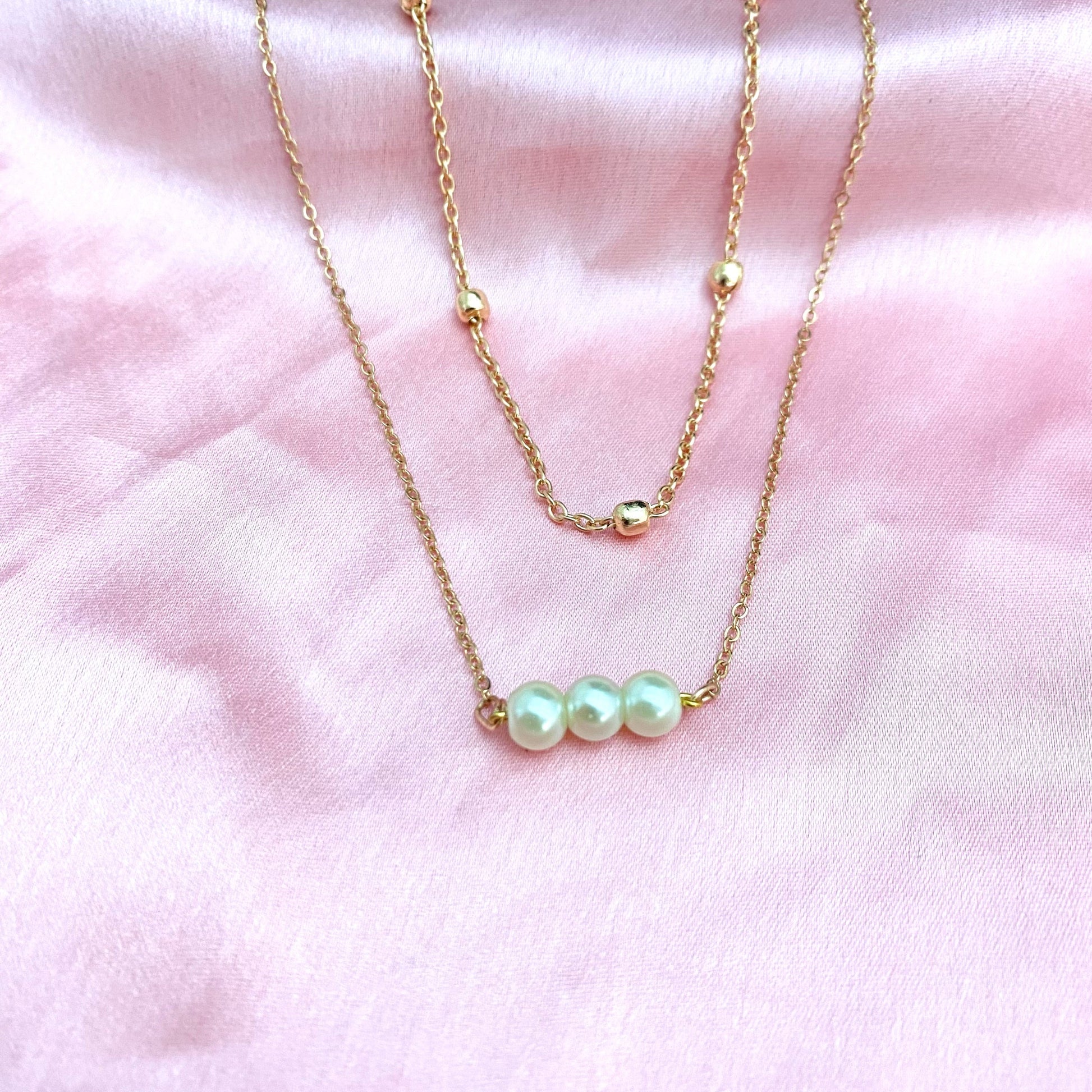 Layered Golden Three Pearl Drop Necklace - DropShp