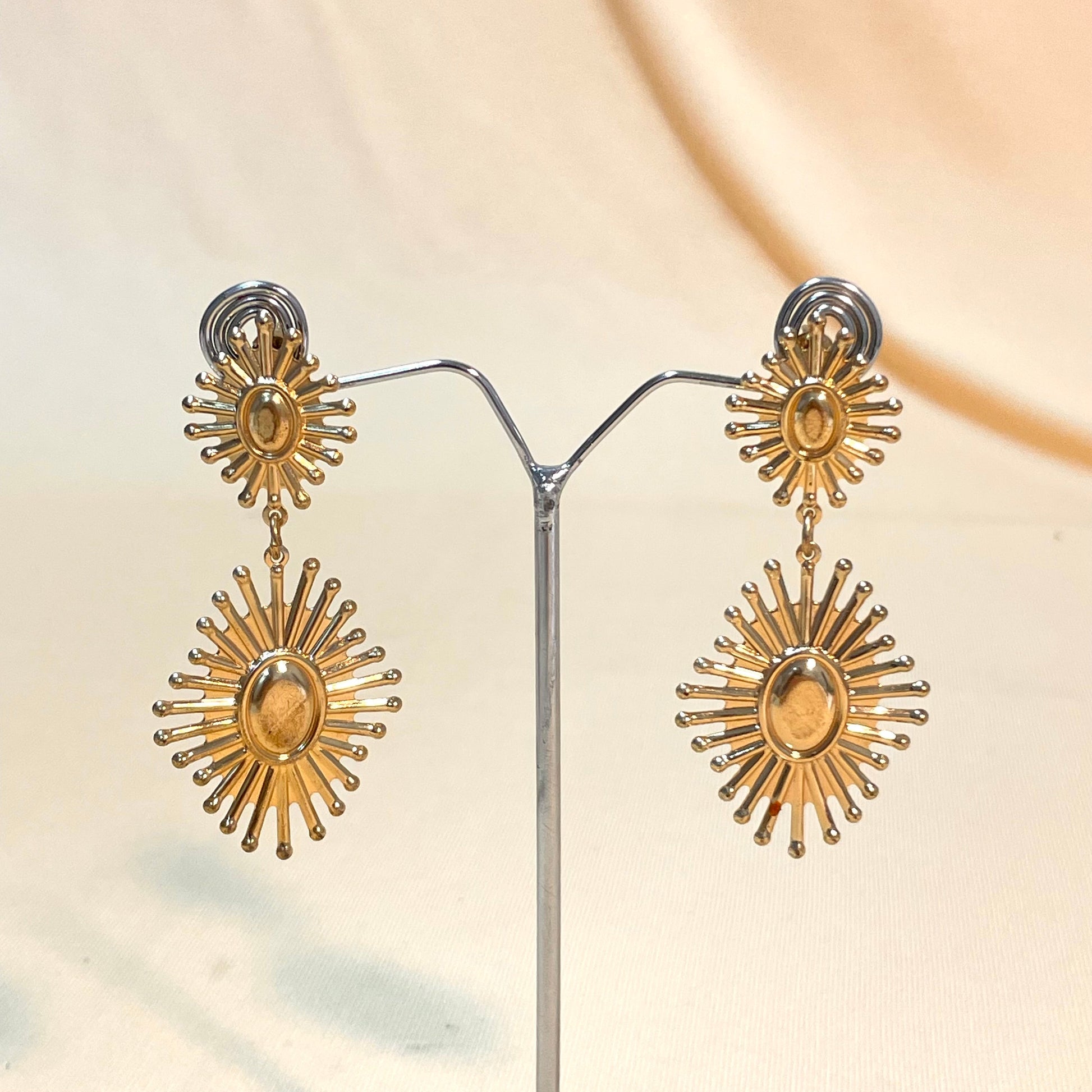 Golden Statement Long Earrings - DropShp