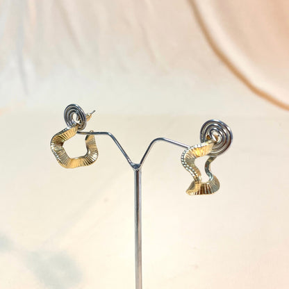 Golden Twisted Korean Earrings - DropShp