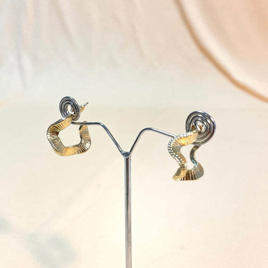 Golden Twisted Korean Earrings - DropShp