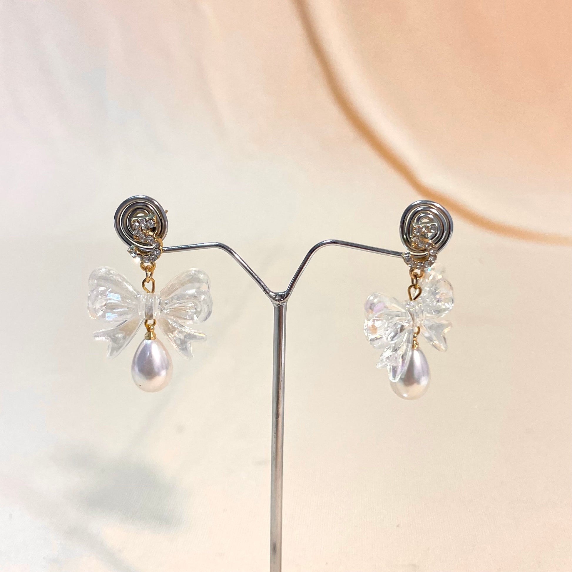Bow Designed Korean Earrings - DropShp