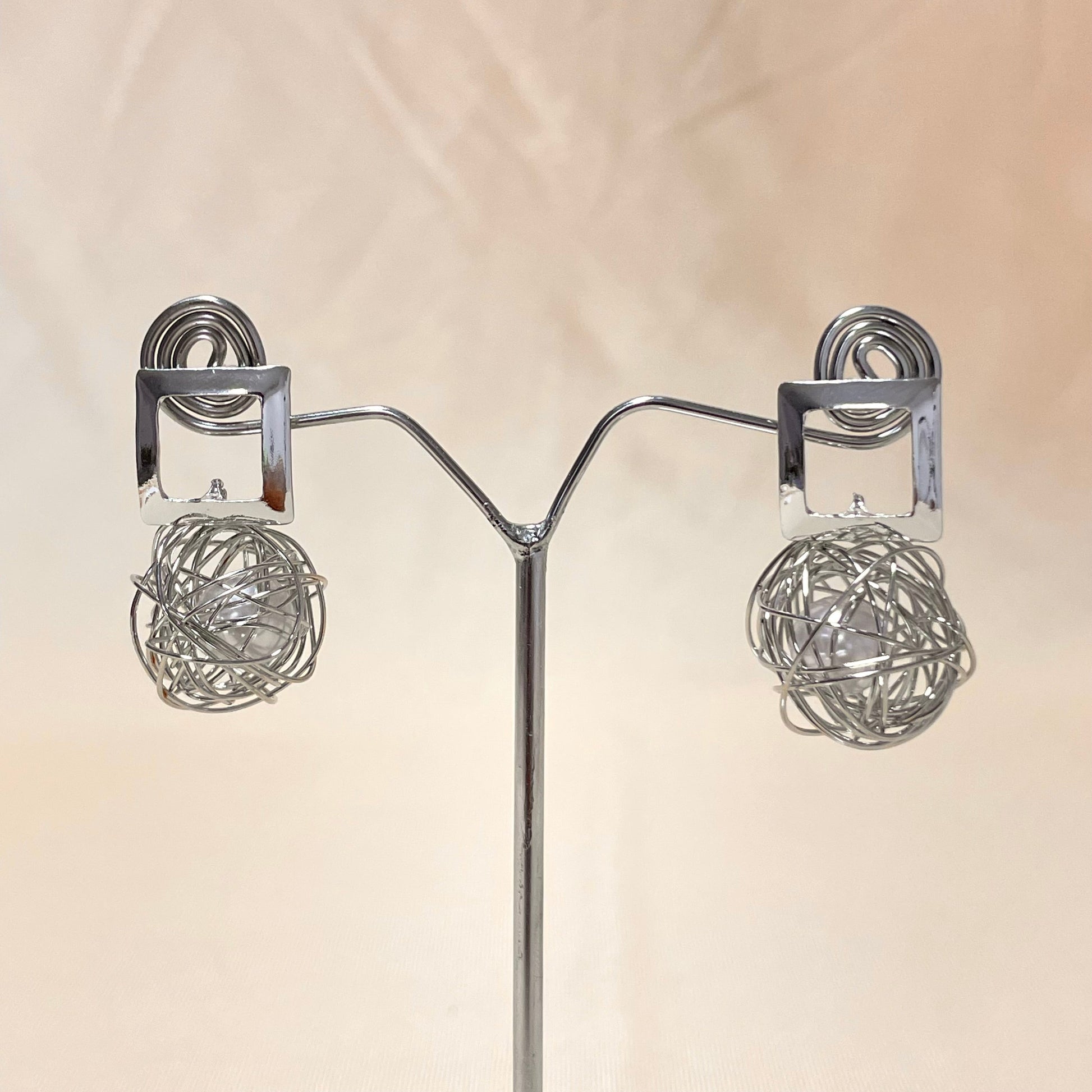 Silver Drop Pearl Earrings - DropShp
