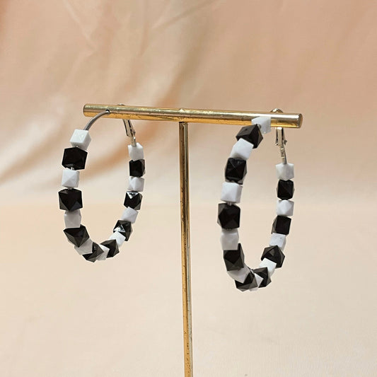 Stones Pearl Hoops Earring - DropShp