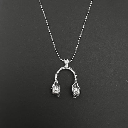 Silver Headphone Charm Necklace For Boys With Ball Chain - DropShp