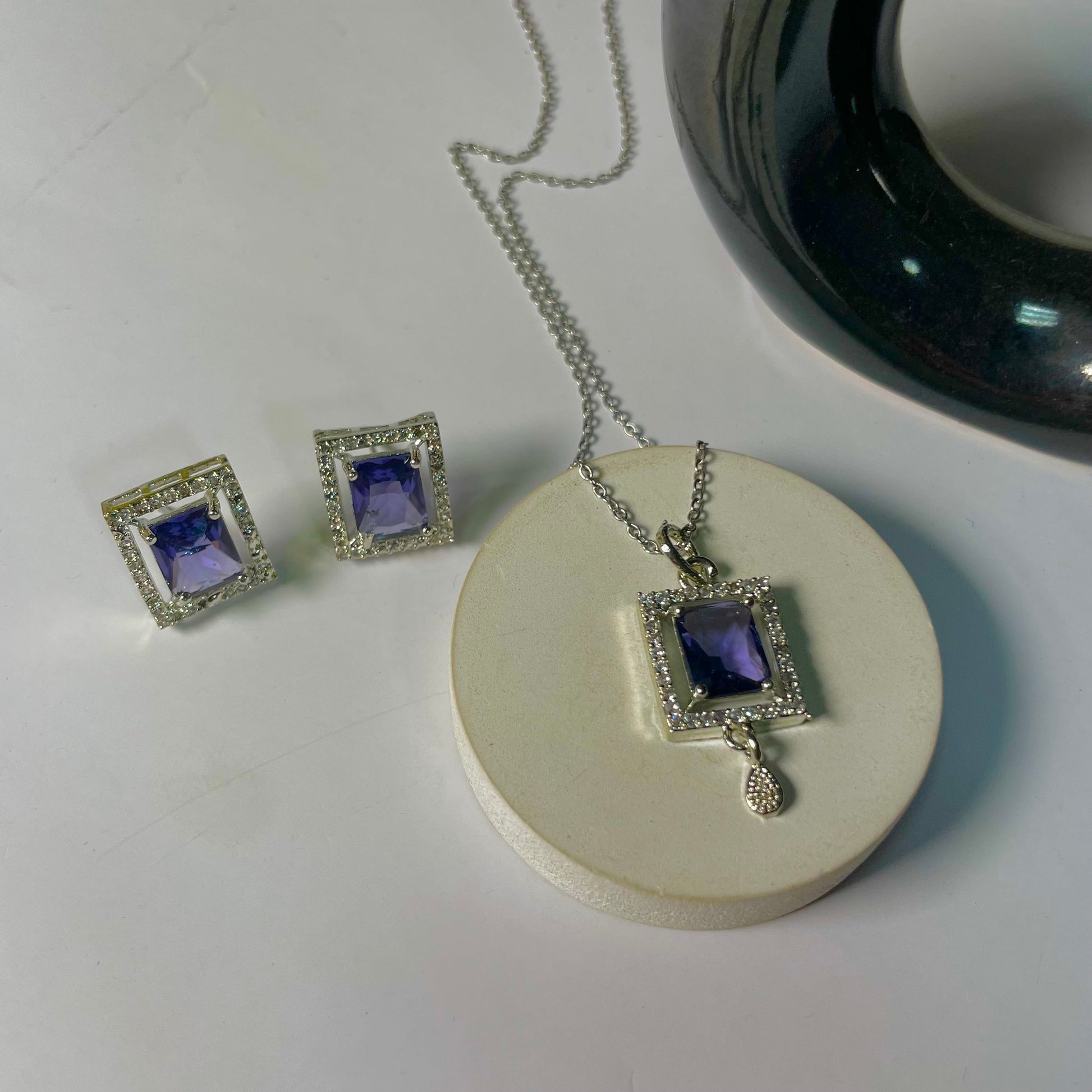 Queens Legacy Adjustable Lavender Square Shaped Antitarnish Necklace - DropShp