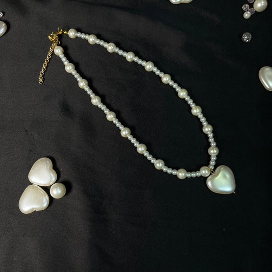 Pearl Choker With  Heart Charm - DropShp