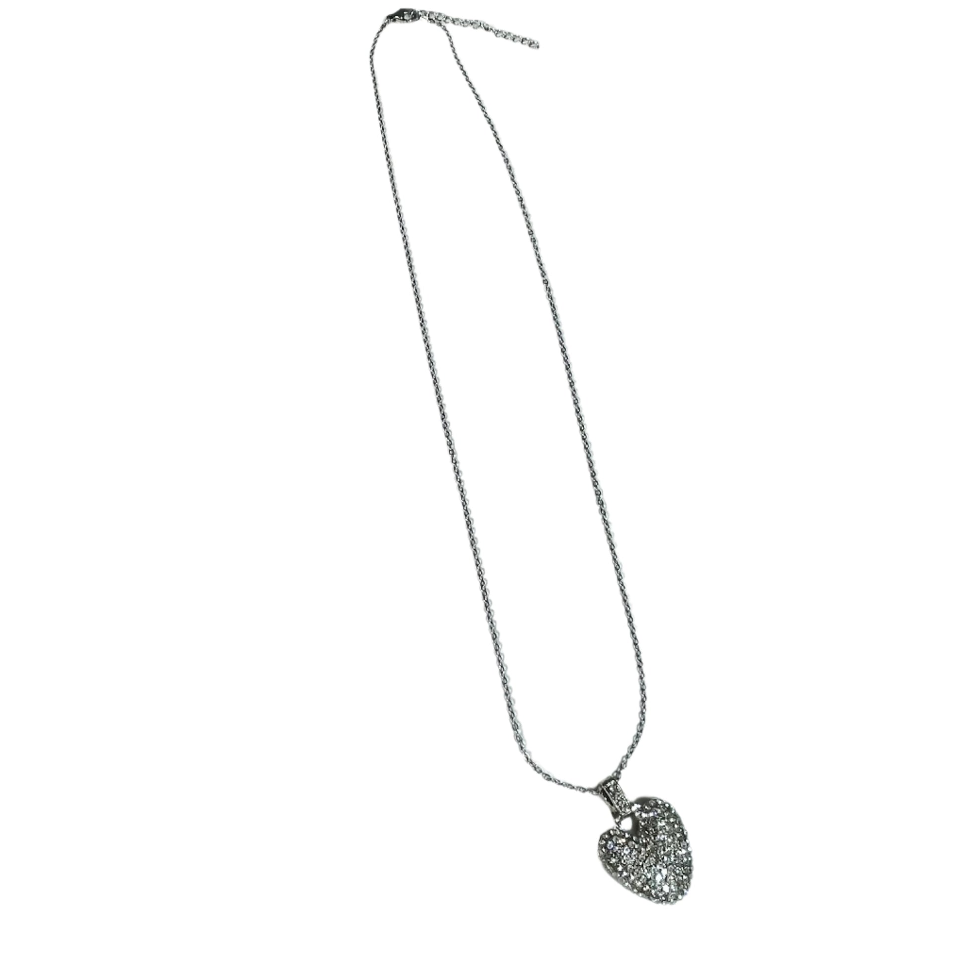 Gift For Valentine's Day Silver Stone Studded Heart Charm Necklace - DropShp
