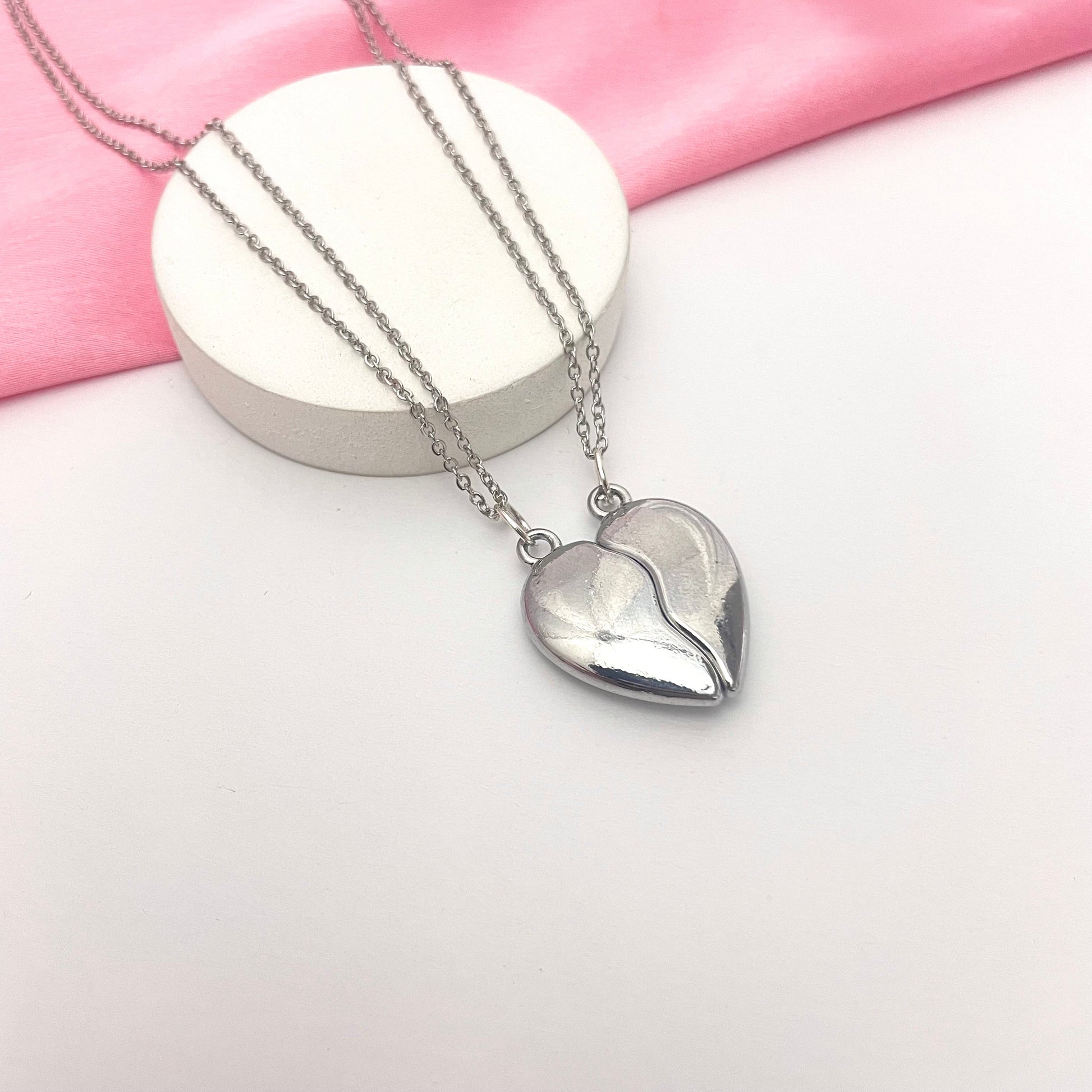 Silver Antitarnish Broken Heart Couple Necklace - DropShp