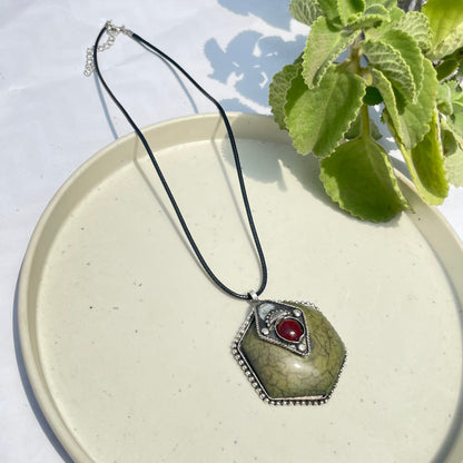 Silver Green Gemstone Oxidised Brass Antique Necklace With Adjustable Rope Chain - DropShp