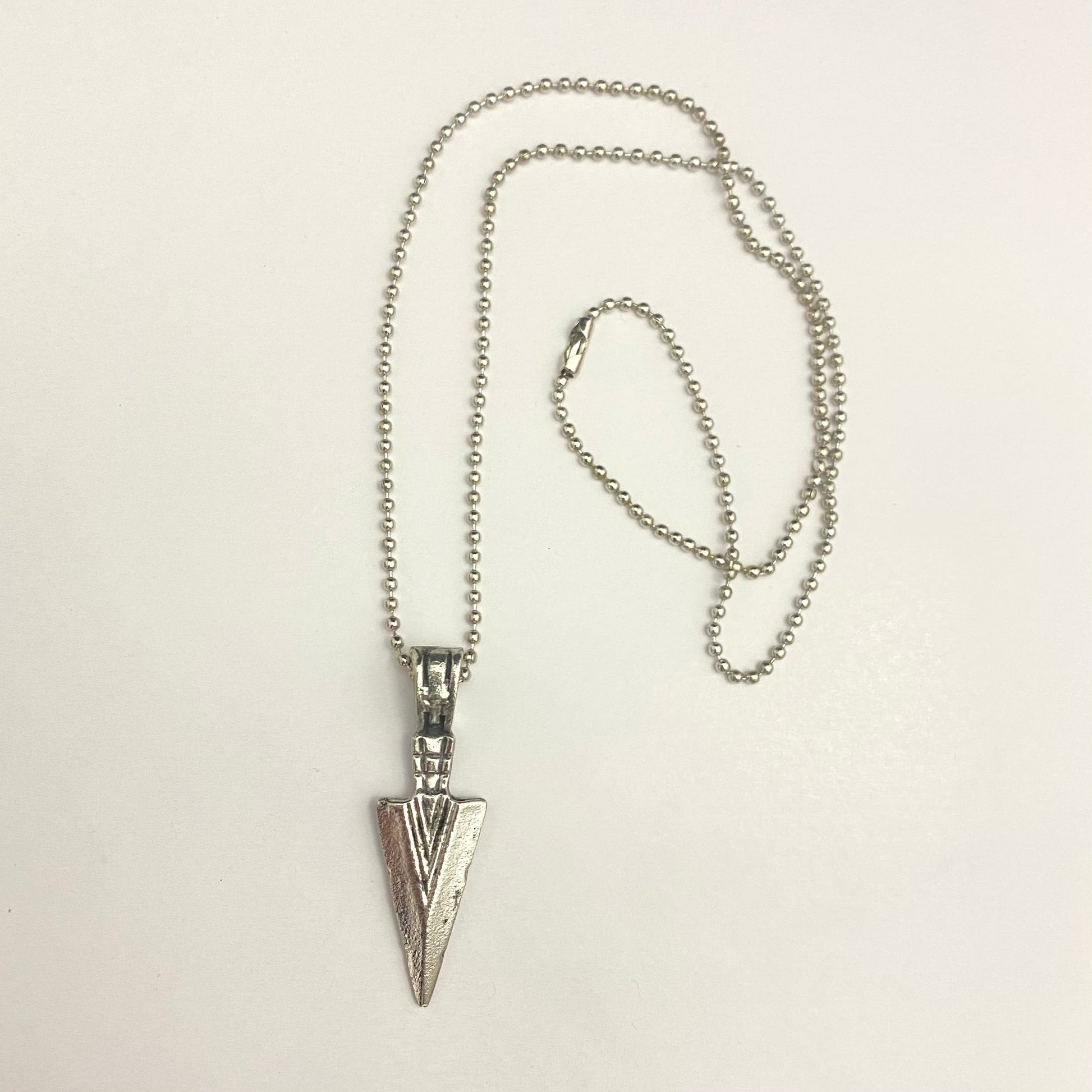 Silver Arrow Charm Pendant Necklace For Boys With Ball Chain - DropShp