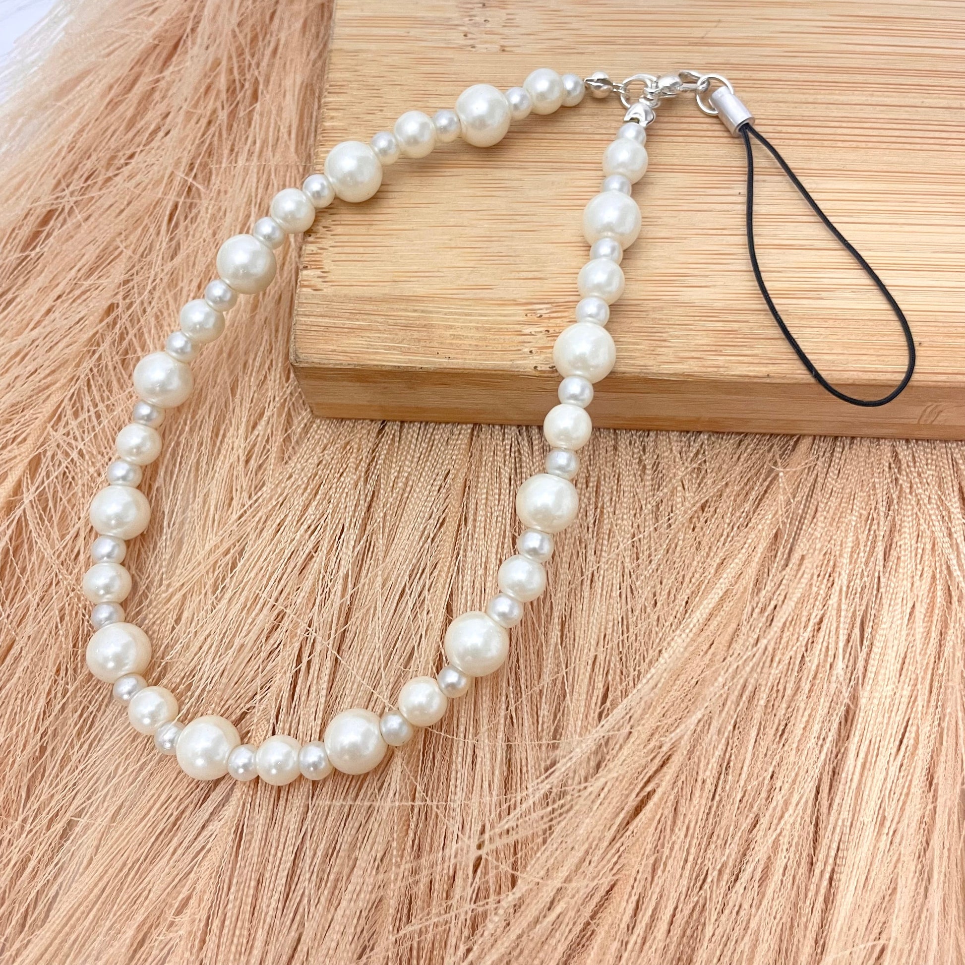 Valentine's Day Premium Jewellery Gift Hamper For Your Loved Ones - DropShp